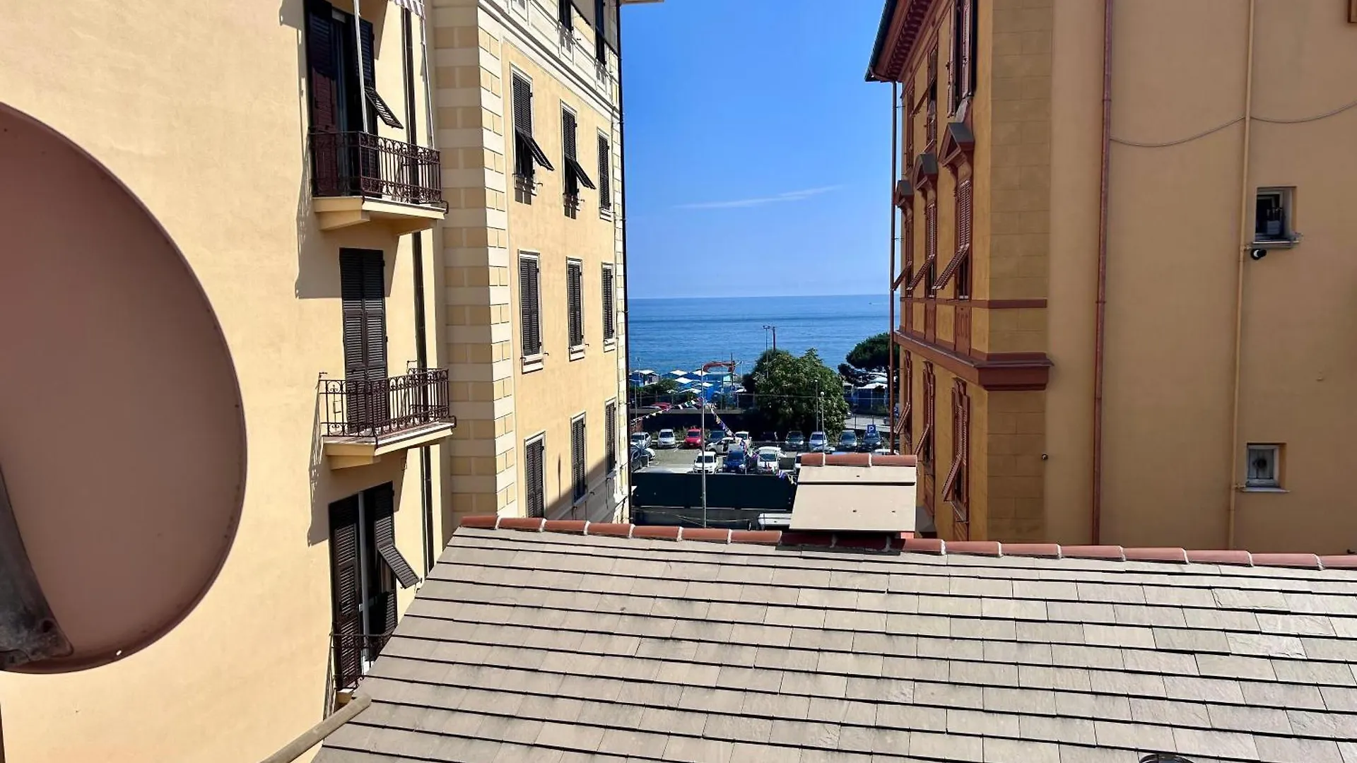Apartment La Finestra Sul Mare By Holiday World Genoa Italy